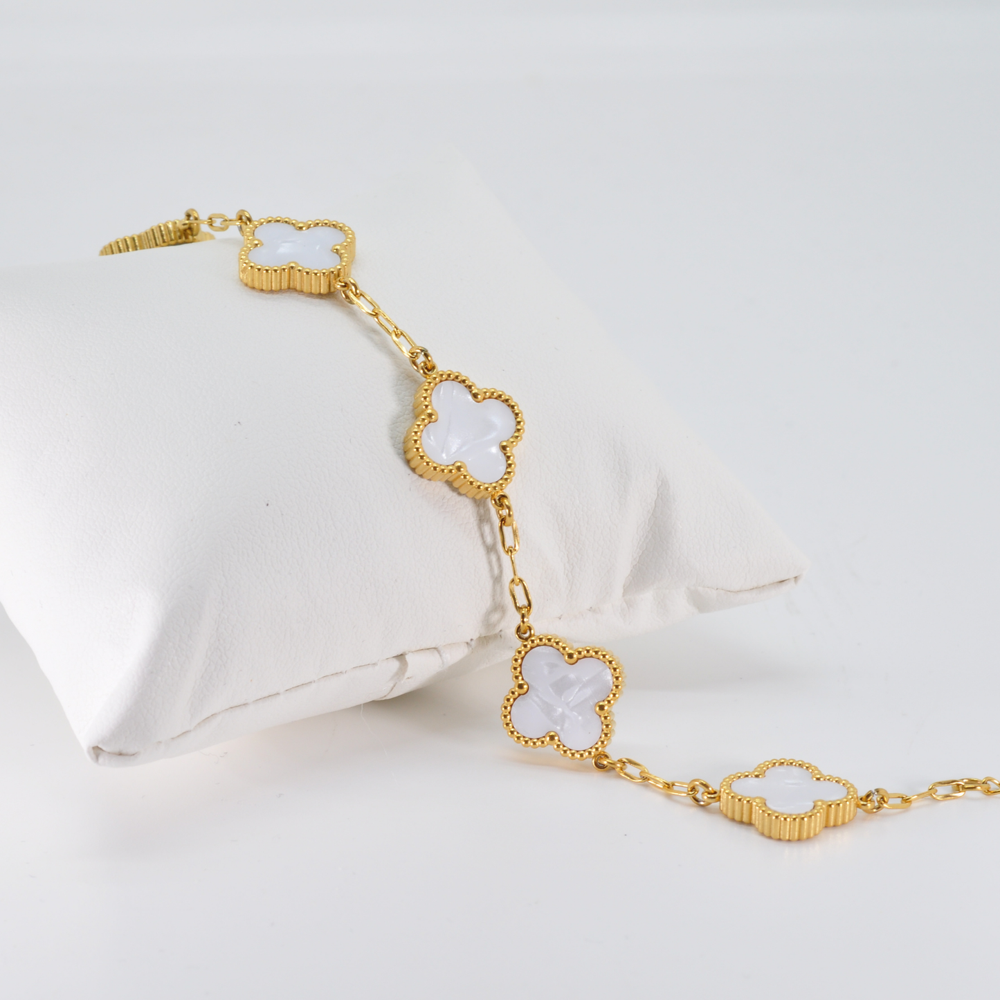 White Four Leaf Clover Double-Sided Bracelet,18K Gold Plate