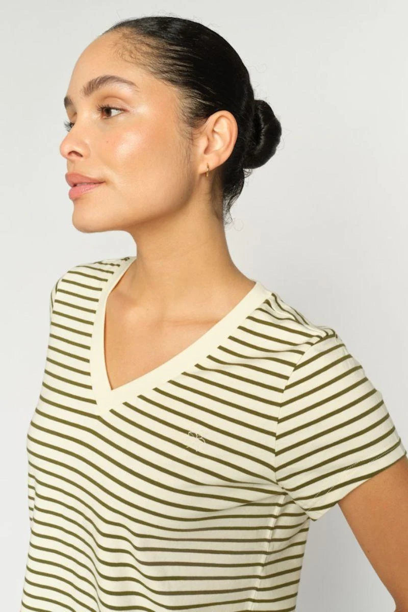 MOS MOSH - Kala V-SS Stripe Tee | Olive Night