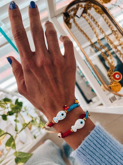 Summer bracelet with fish