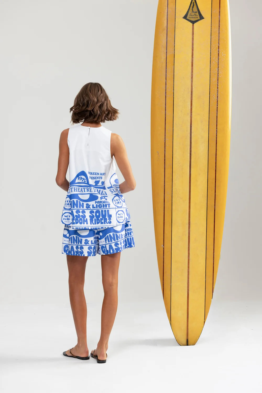 Binny - Surfs Up Top