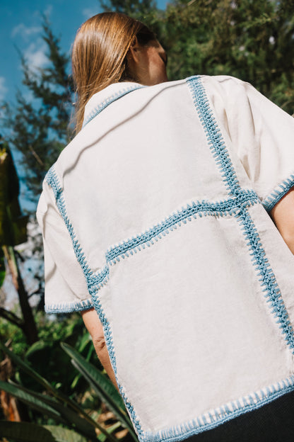 Indi & Cold - Floral Embroidered Shirt | Azul