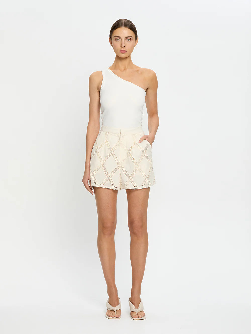 KIVARI - Izzy Short | Cream KIVARI