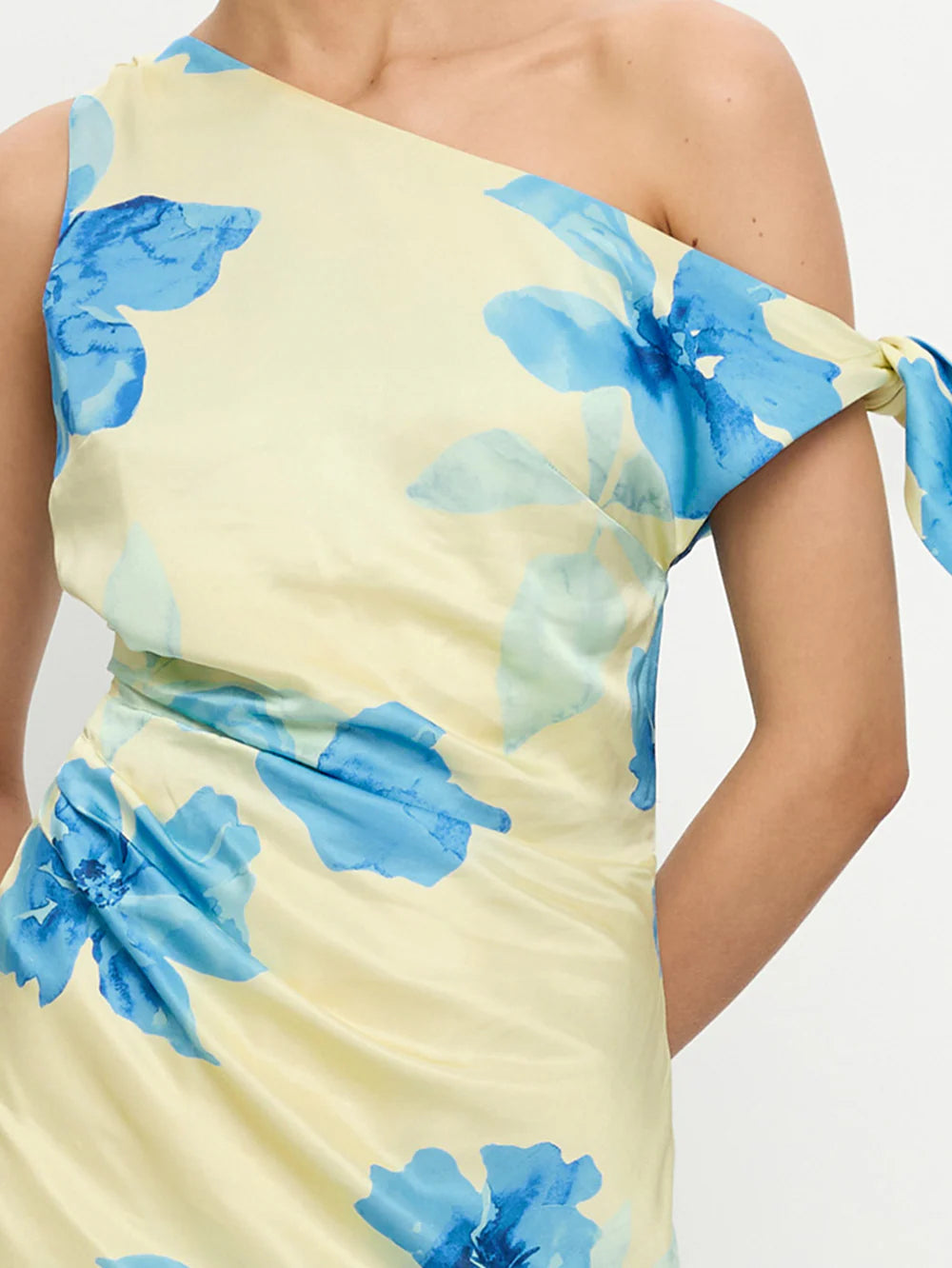 KIVARI - Sophie Midi Dress