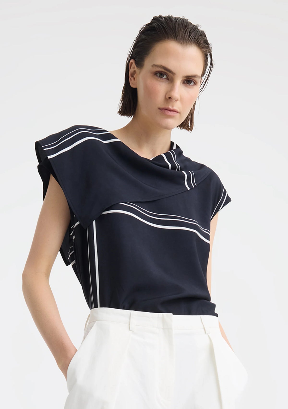 Morrison - Victor Top Print