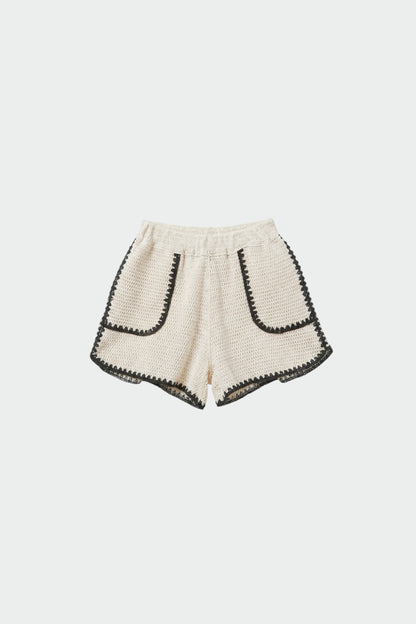 Indi & Cold - Bicolour Crochet Short | Negro