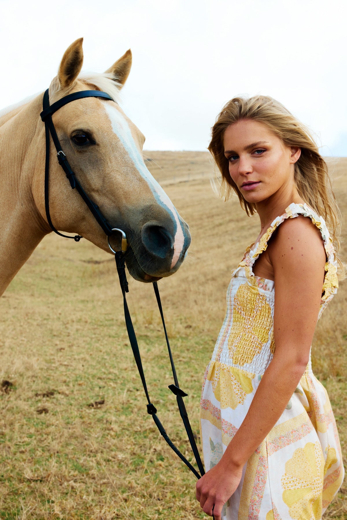 Binny - Straw Bale Dress Binny