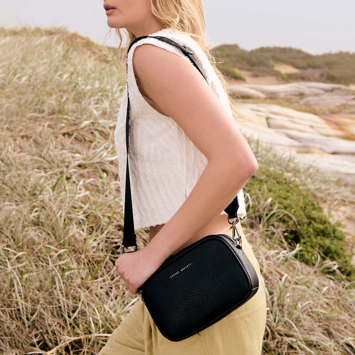 Status Anxiety -Plunder Bag With Dual Straps | Black