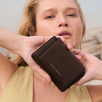 Status Anxiety - Visions Wallet | Cocoa