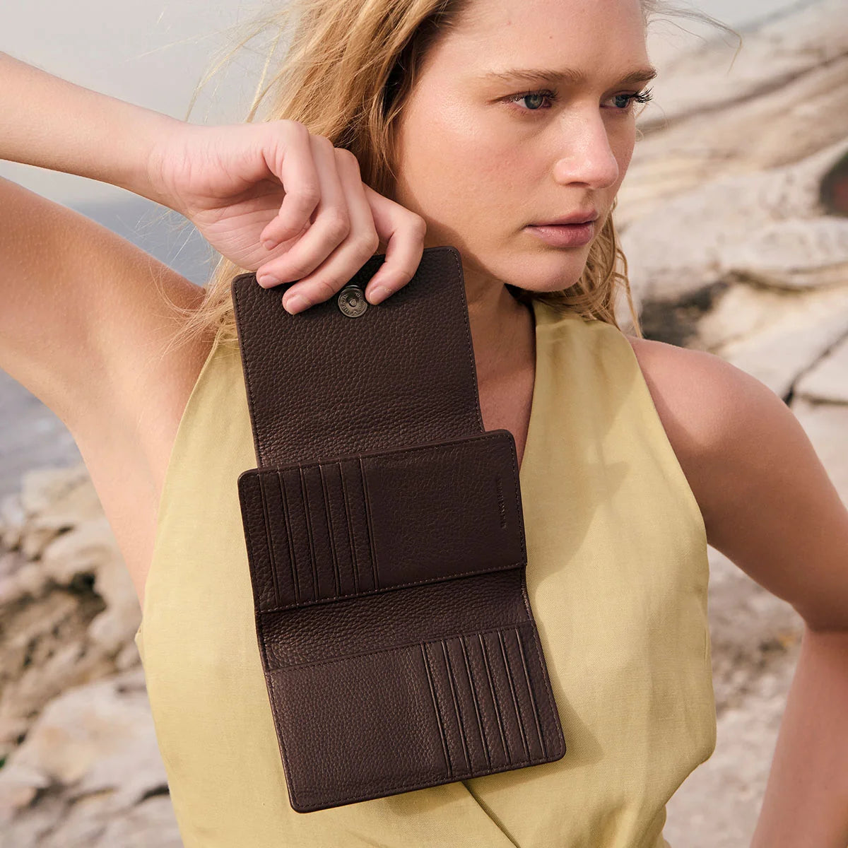 Status Anxiety - Visions Wallet | Cocoa